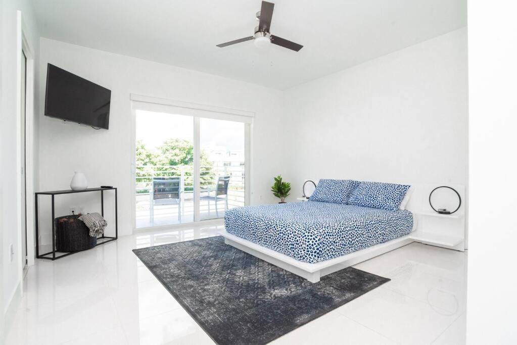 Across The Ocean Few Steps To Beach Contemporary Three Bedroom Townhouse Pompano Beach Exteriör bild