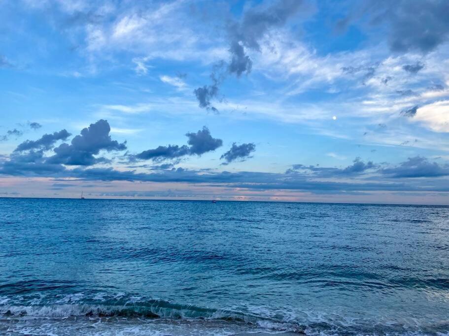 Across The Ocean Few Steps To Beach Contemporary Three Bedroom Townhouse Pompano Beach Exteriör bild